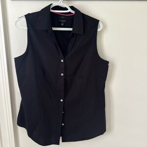 Talbots 
No iron 
Top 
Size 10